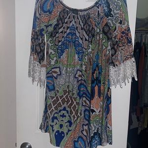 Long blouse  / could be a dress! Cute with leggings